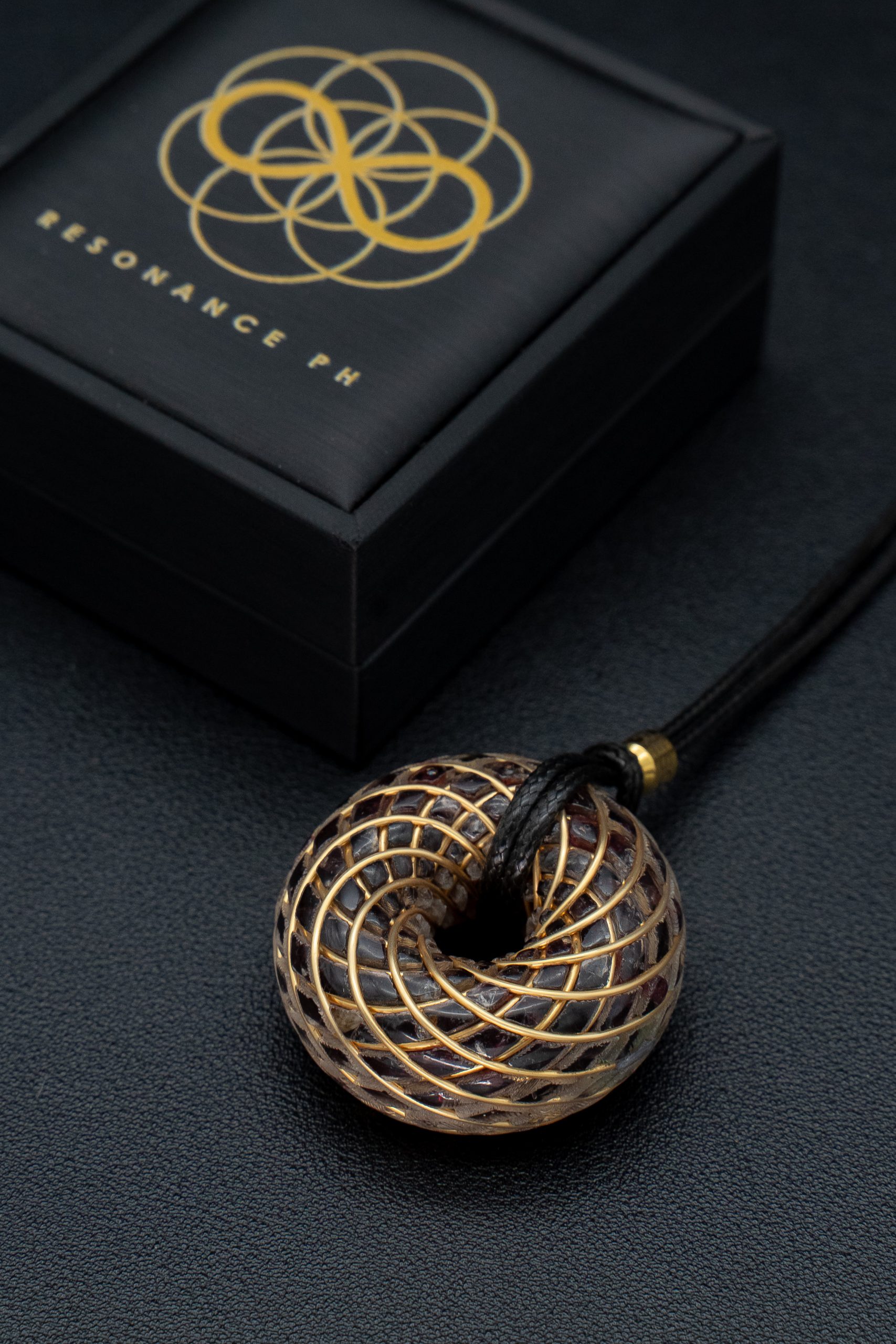 Alchemy — Aura Pendant (Premium)